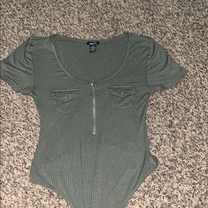 Rue 21 bodysuit❤️!